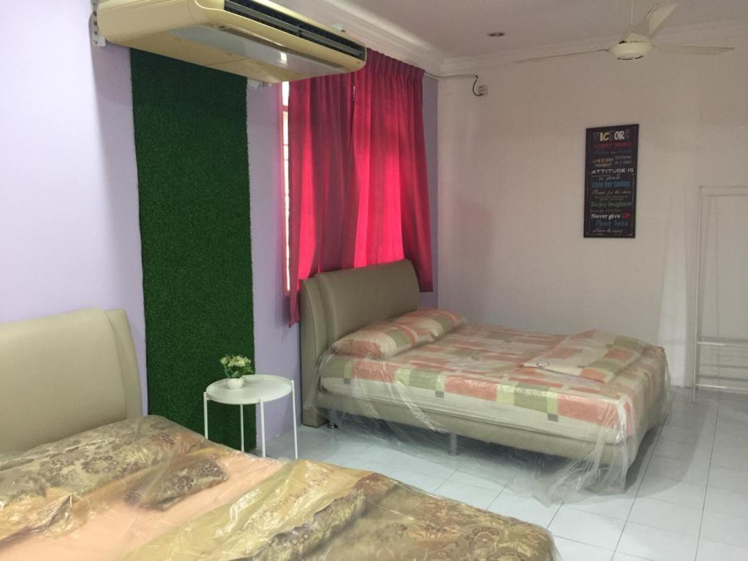 The Garden Vacation Home Lumut Ngoại thất bức ảnh